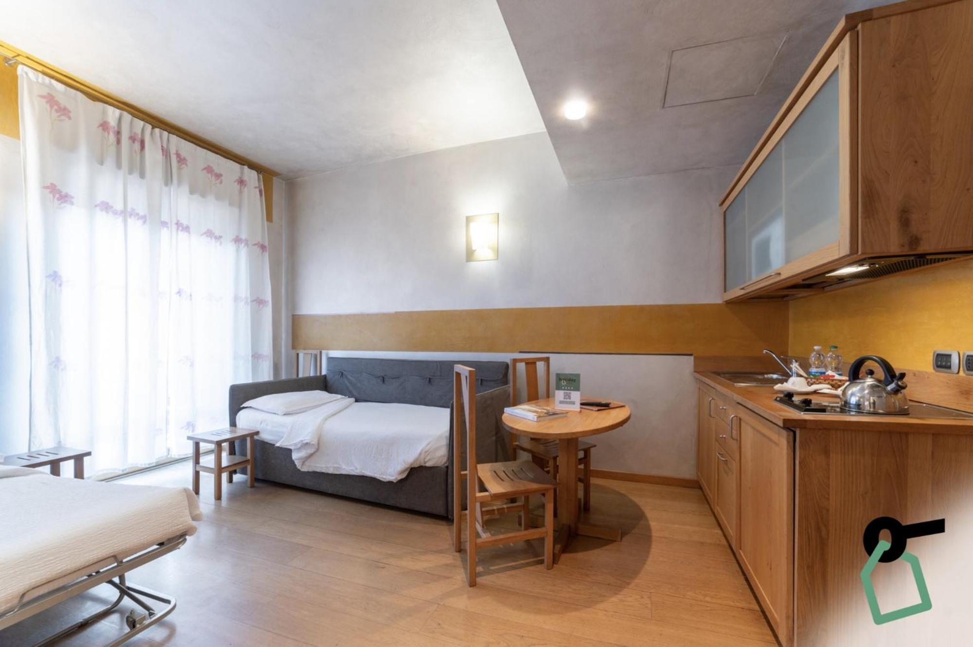 Hotiday Discovery - Residence Верона Экстерьер фото