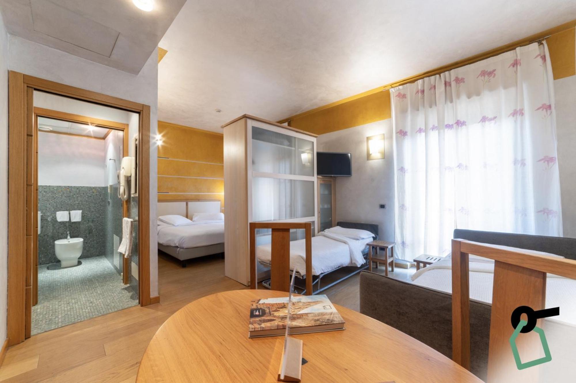 Hotiday Discovery - Residence Верона Экстерьер фото